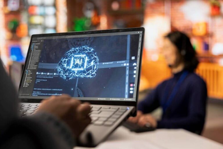 Itai Liptz: Best AI Assistants for Managing Your Daily Workflow