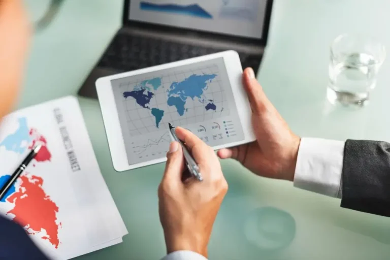 From Prague to Global Markets: The New Opportunities for Czech Investors From Prague to Global Markets: The New Opportunities for Czech Investors